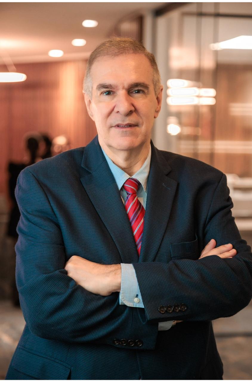 Prof. Alfredo Jácomo