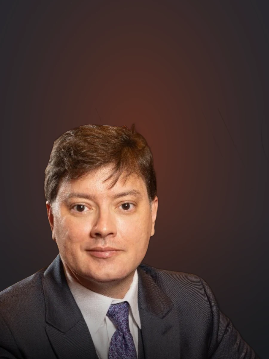 Dr. Alessandro Alarcão
