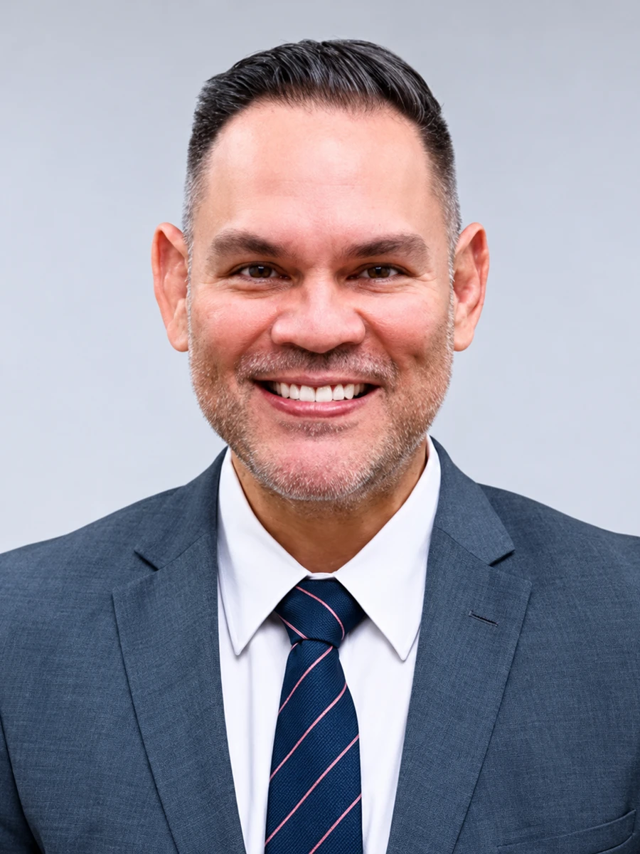 Dr. Carlos Magno